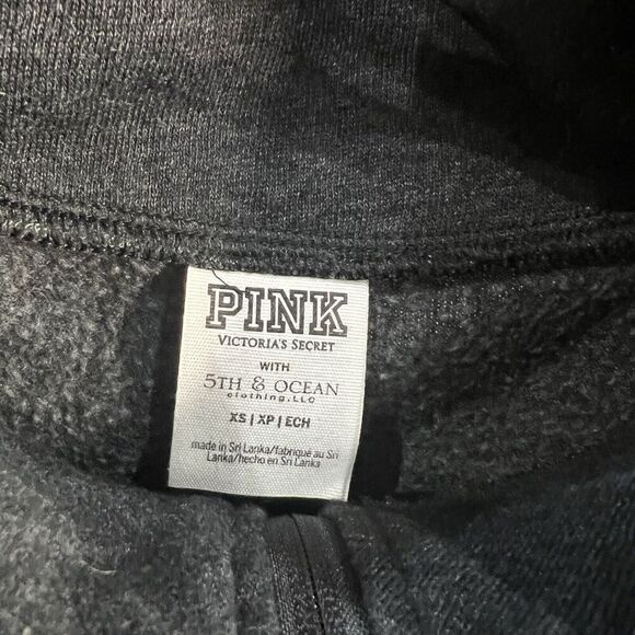 Victoria’s Secret PINK UCLA Quarter Zip Size Extra Small - Picture 3 of 5